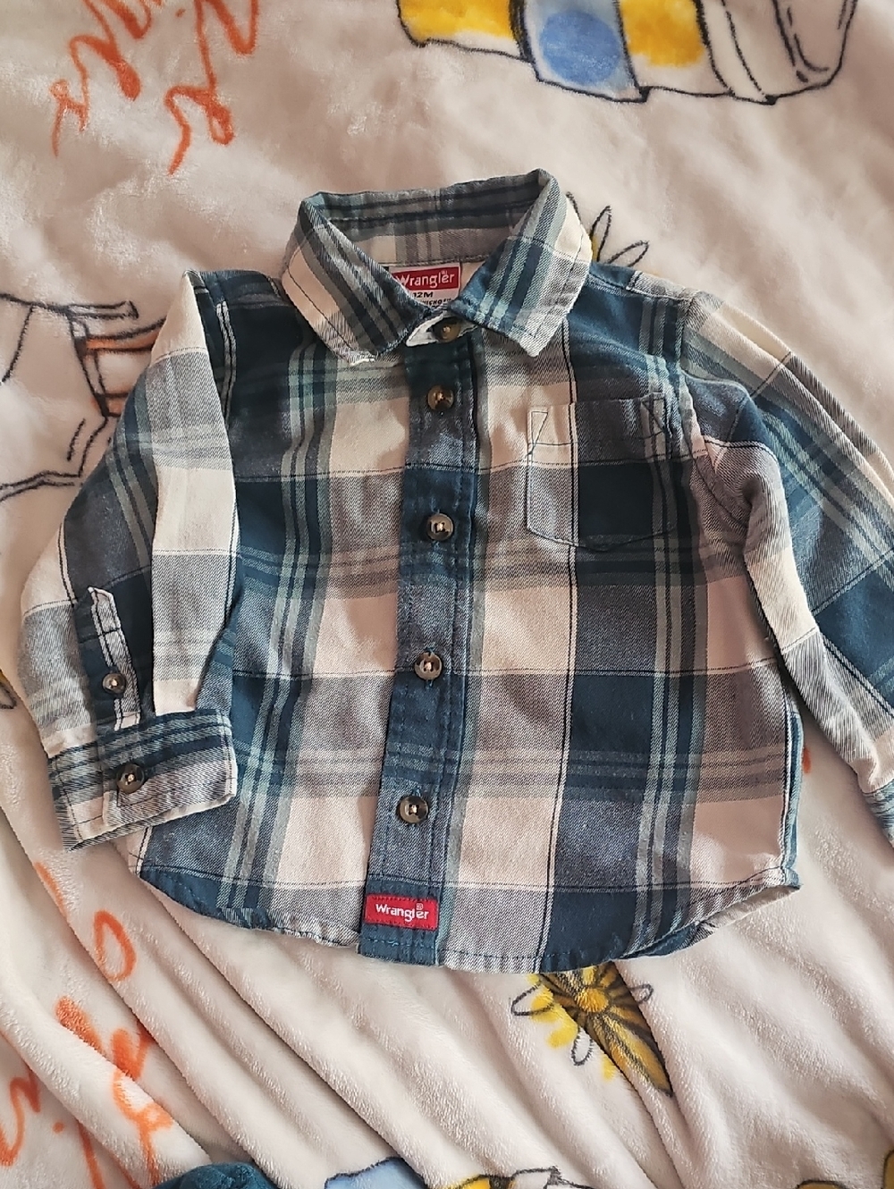 Wrangler Navy and White Plaid Button-Down Shirt